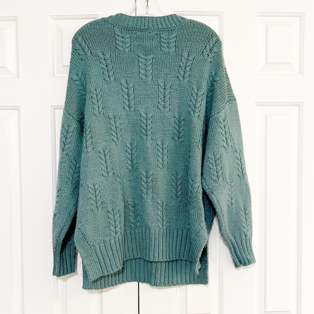 Lucky Brand Oversized Slouchy Fit Chunky Cozy Green Cable Knit V-Neck Sweater. - Picture 3 of 15